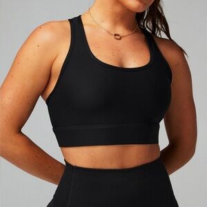 ✨Fabletics On-the-Go Medium-Impact Sports Bra Black Size S